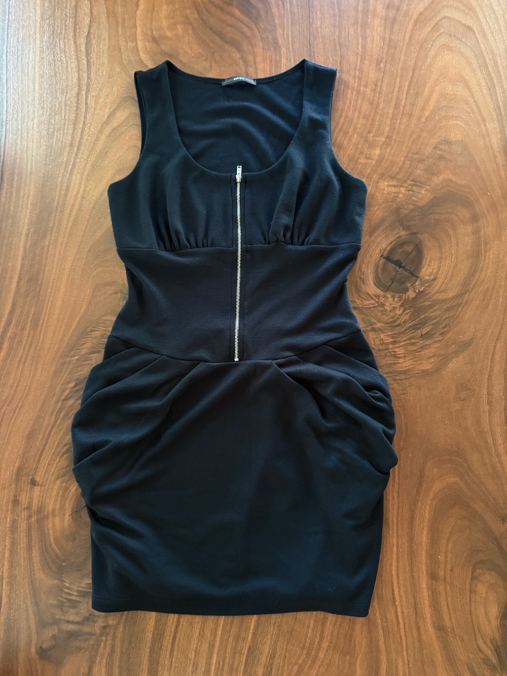 Soprano Black Sleeveless Zip-front mini black dress S